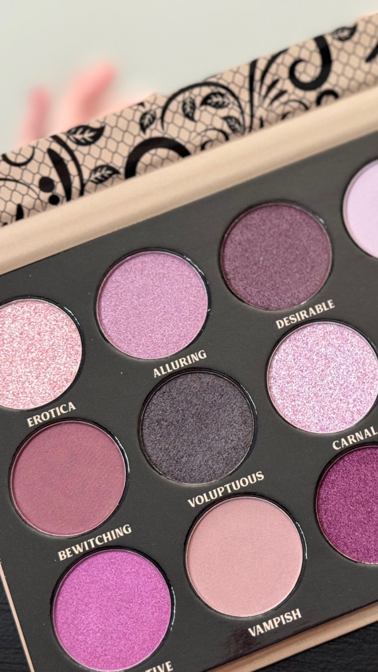 Lace Eyeshadow Palette